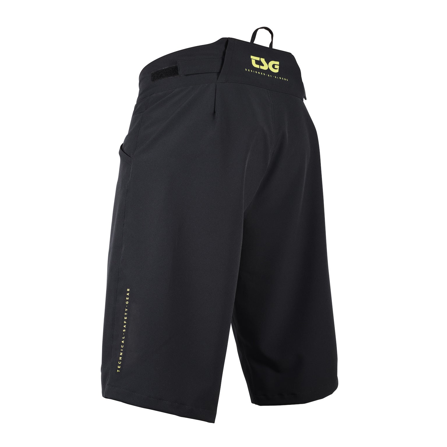 SP8 Shorts black-yellow Closeup1