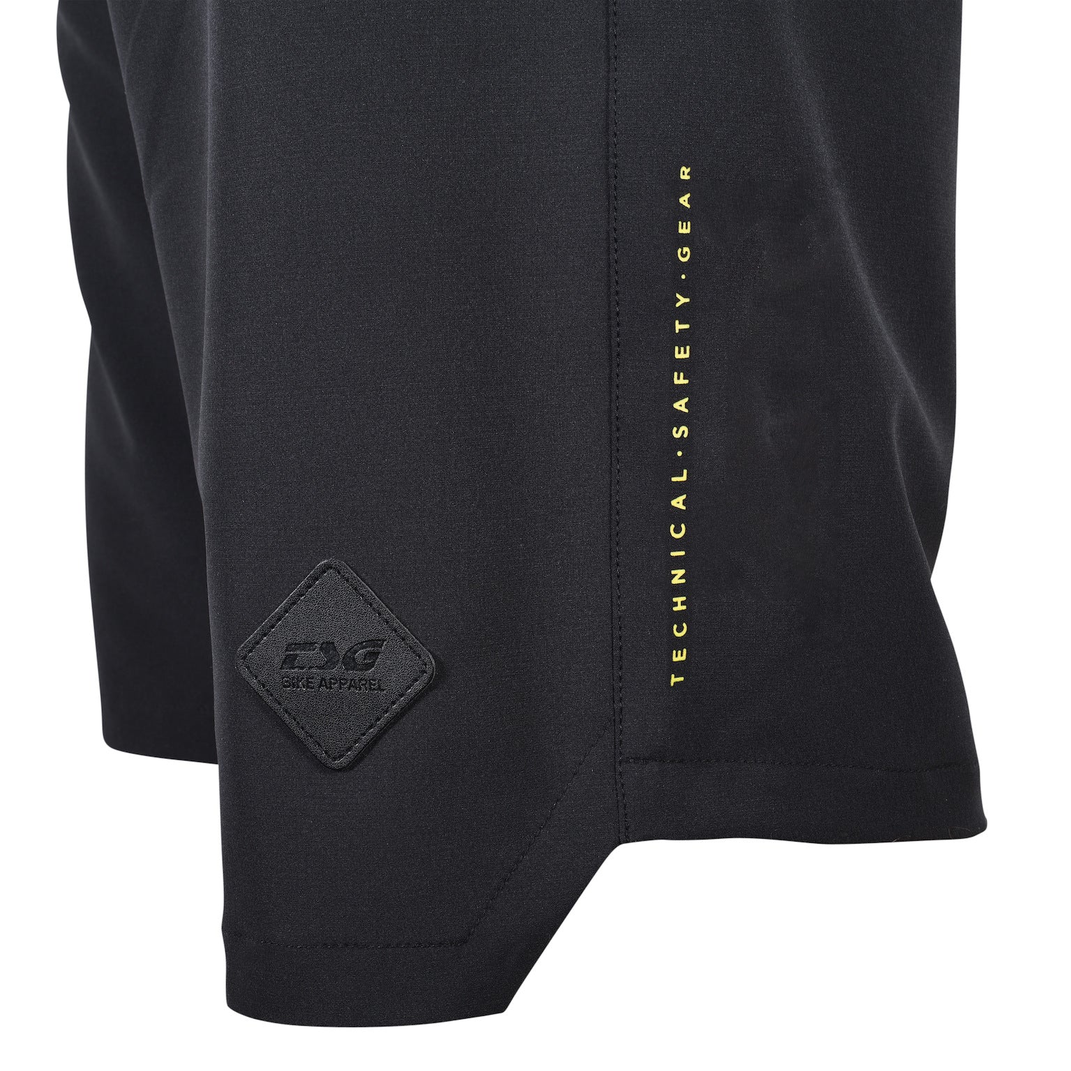 SP8 Shorts black-yellow Oberansicht