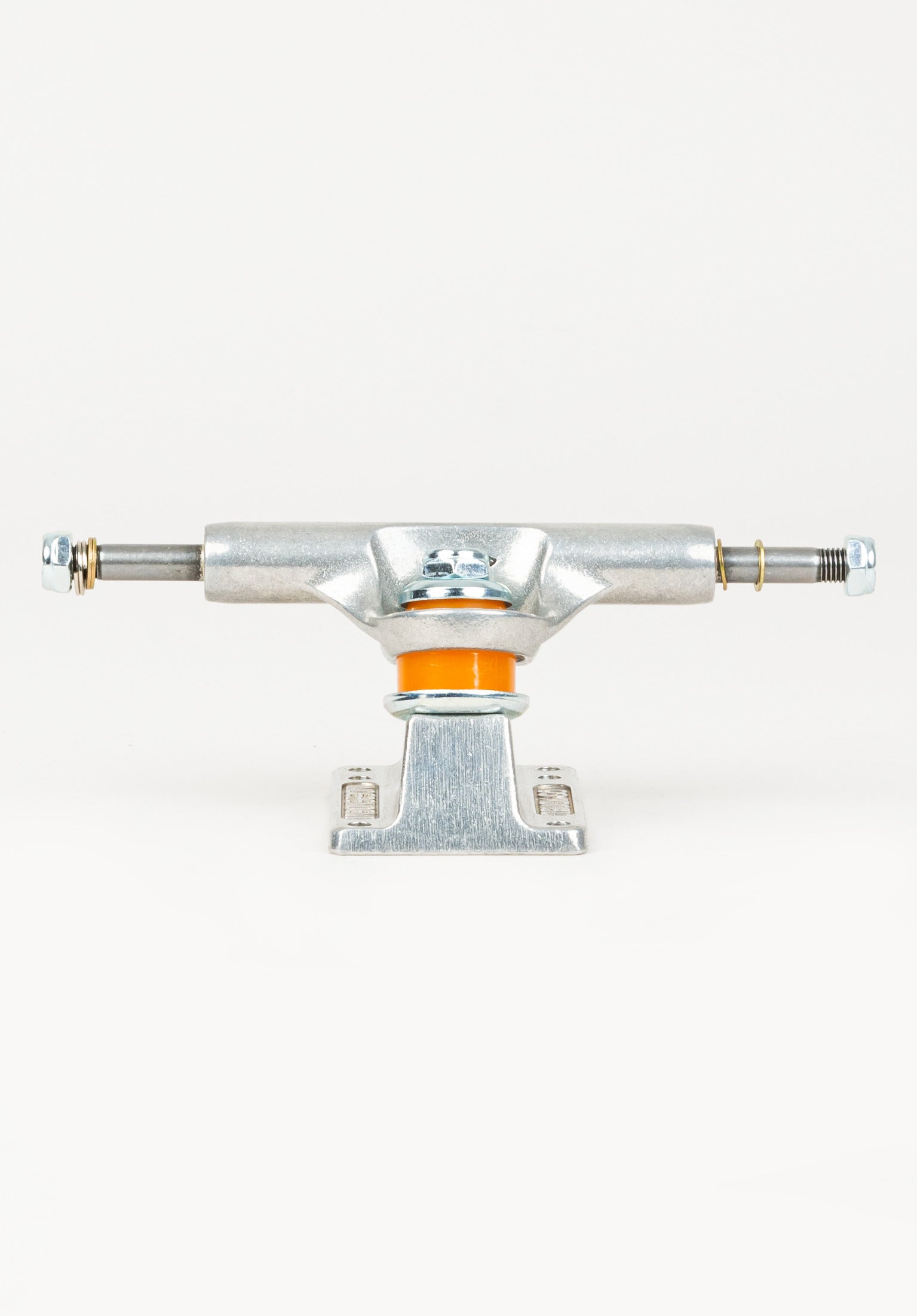 109 Stage 11 T-Hanger Rueckenansicht