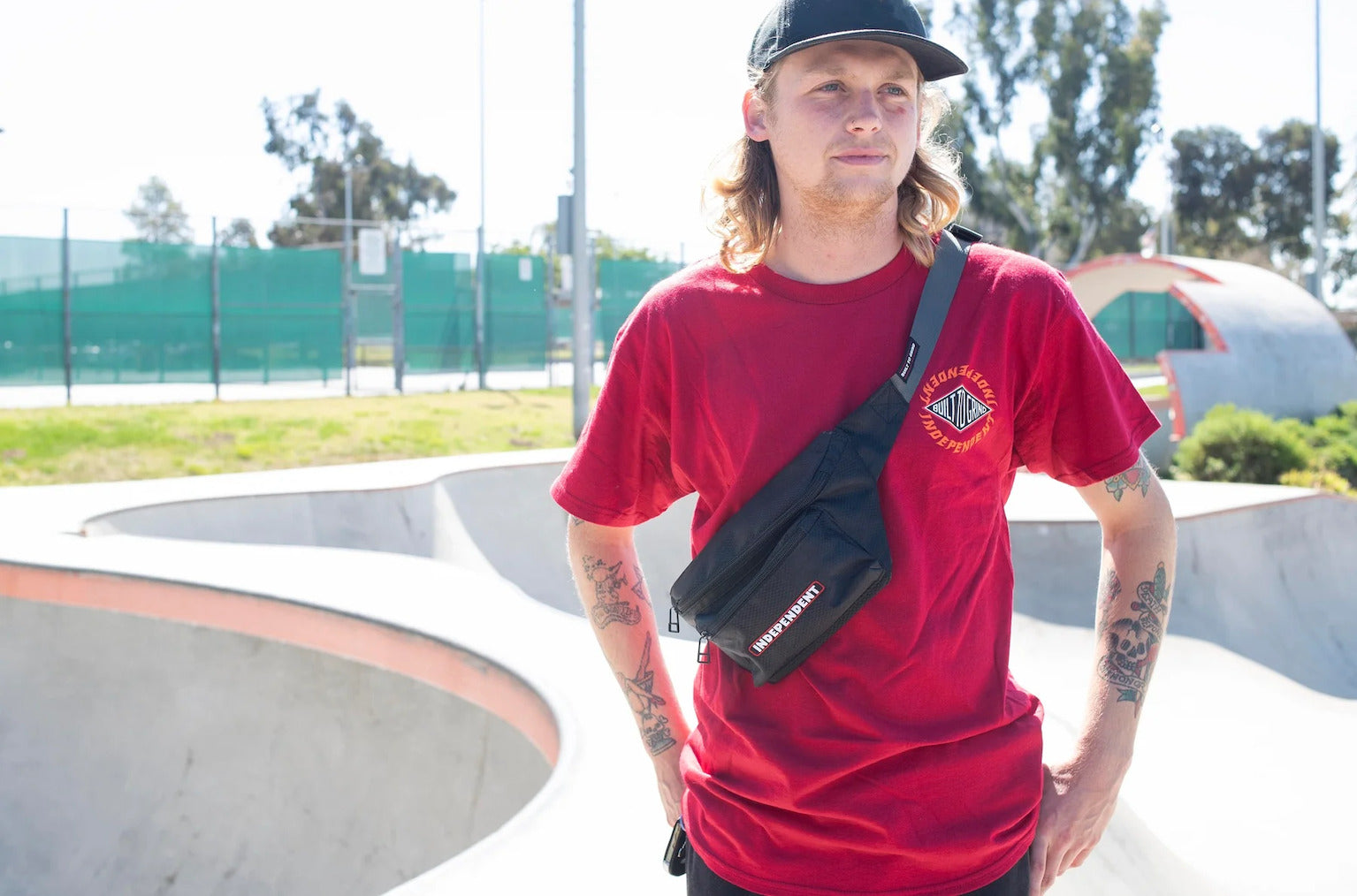 BTG Sling black Closeup2