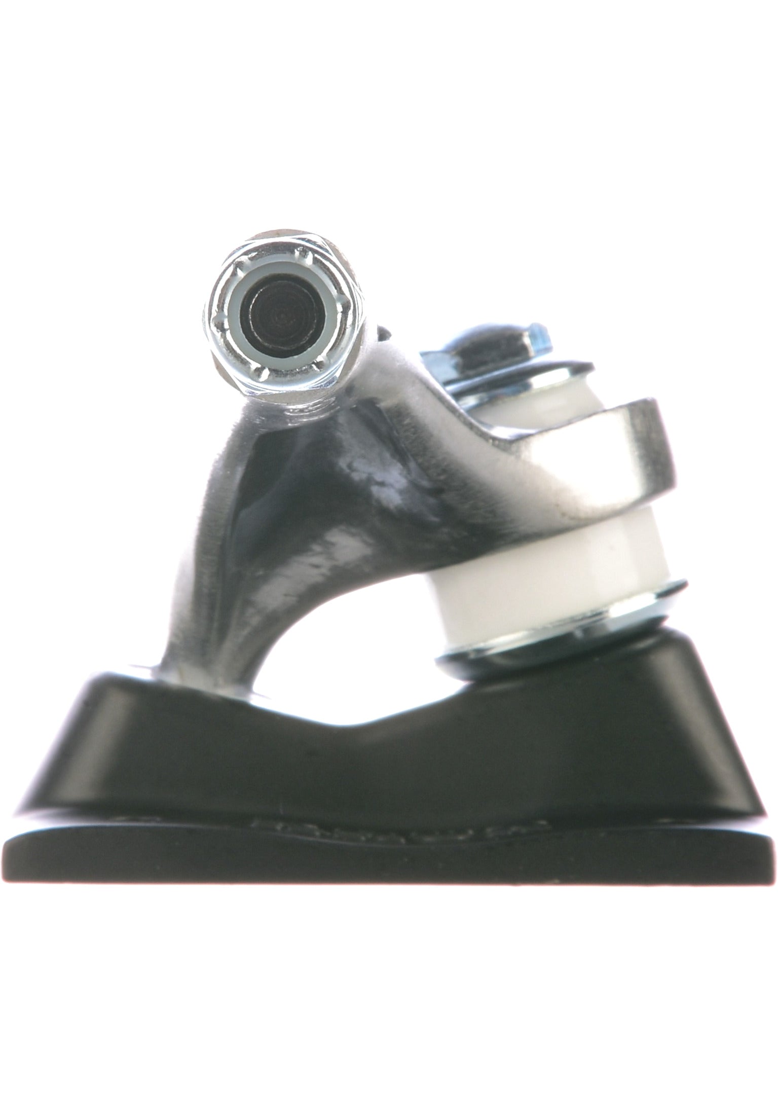 7.60 K5 Chaz Ortiz DLK Closeup1