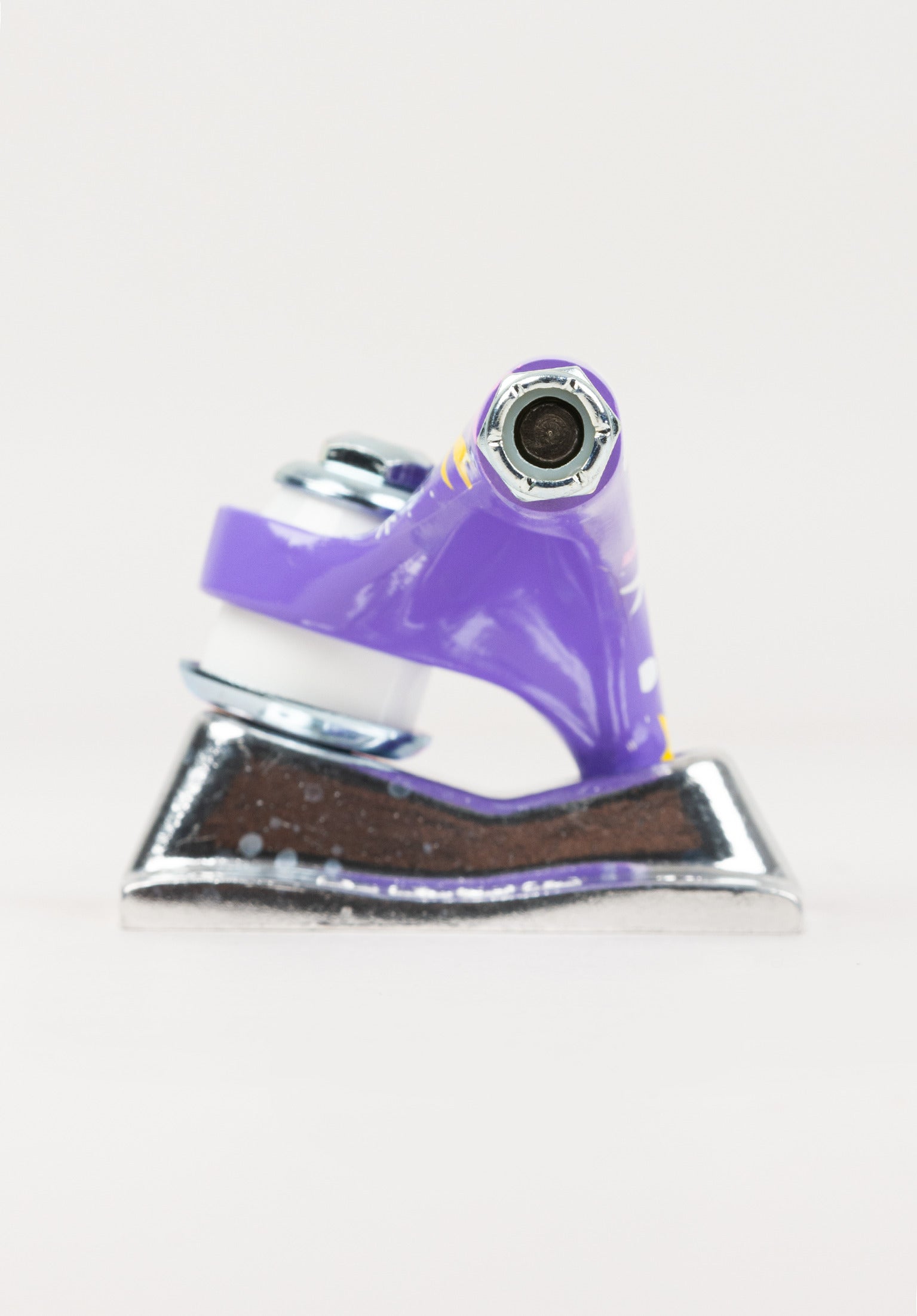 8.25 K5 Pro Nora Dreams DLK Closeup1