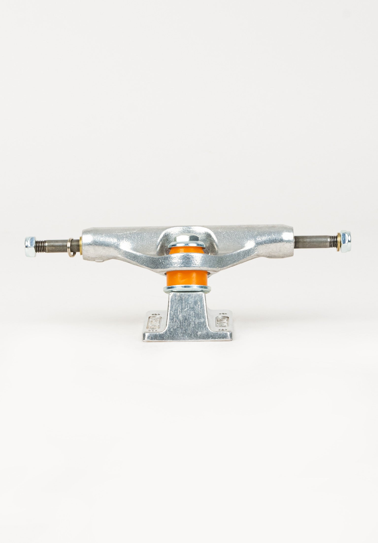 129 Stage 11 Polished Mid Rueckenansicht