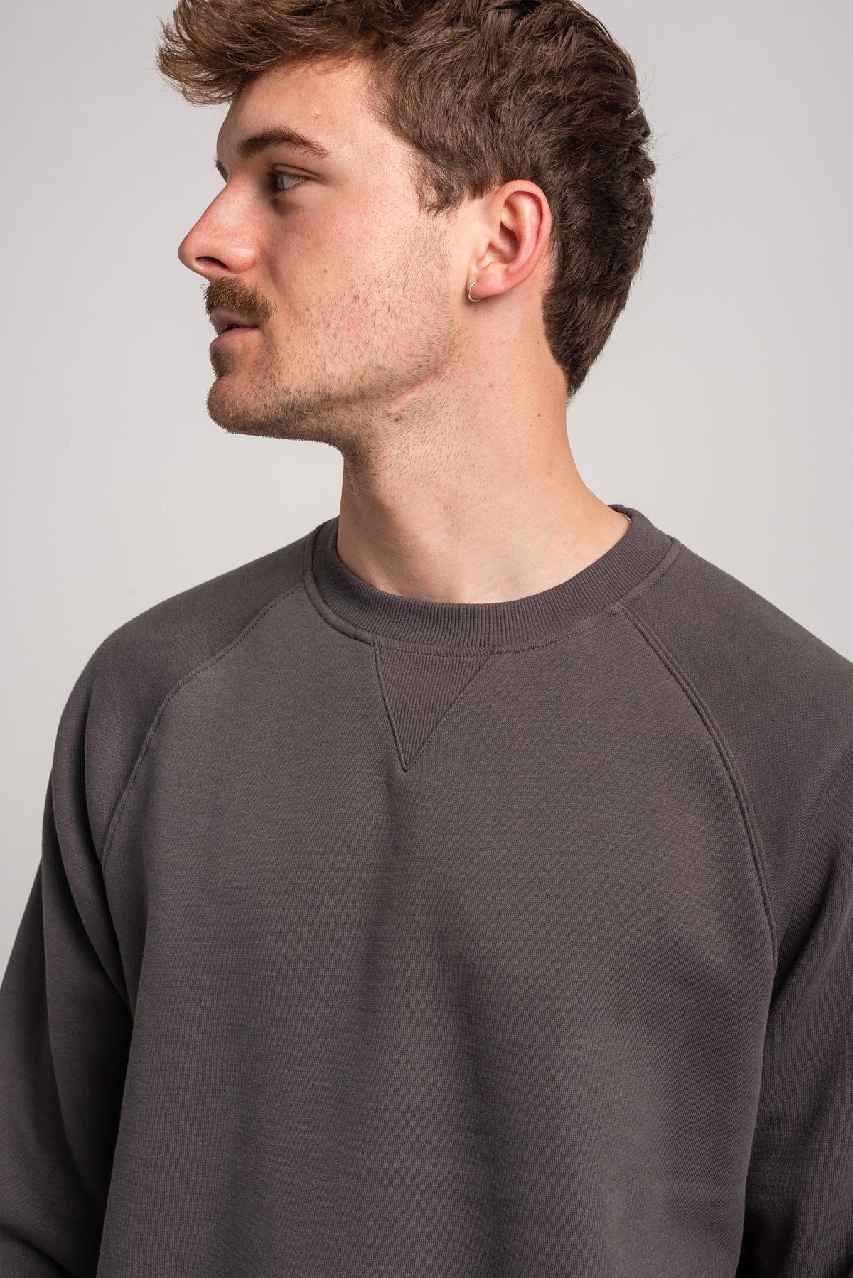Oriv leadgrey Closeup1