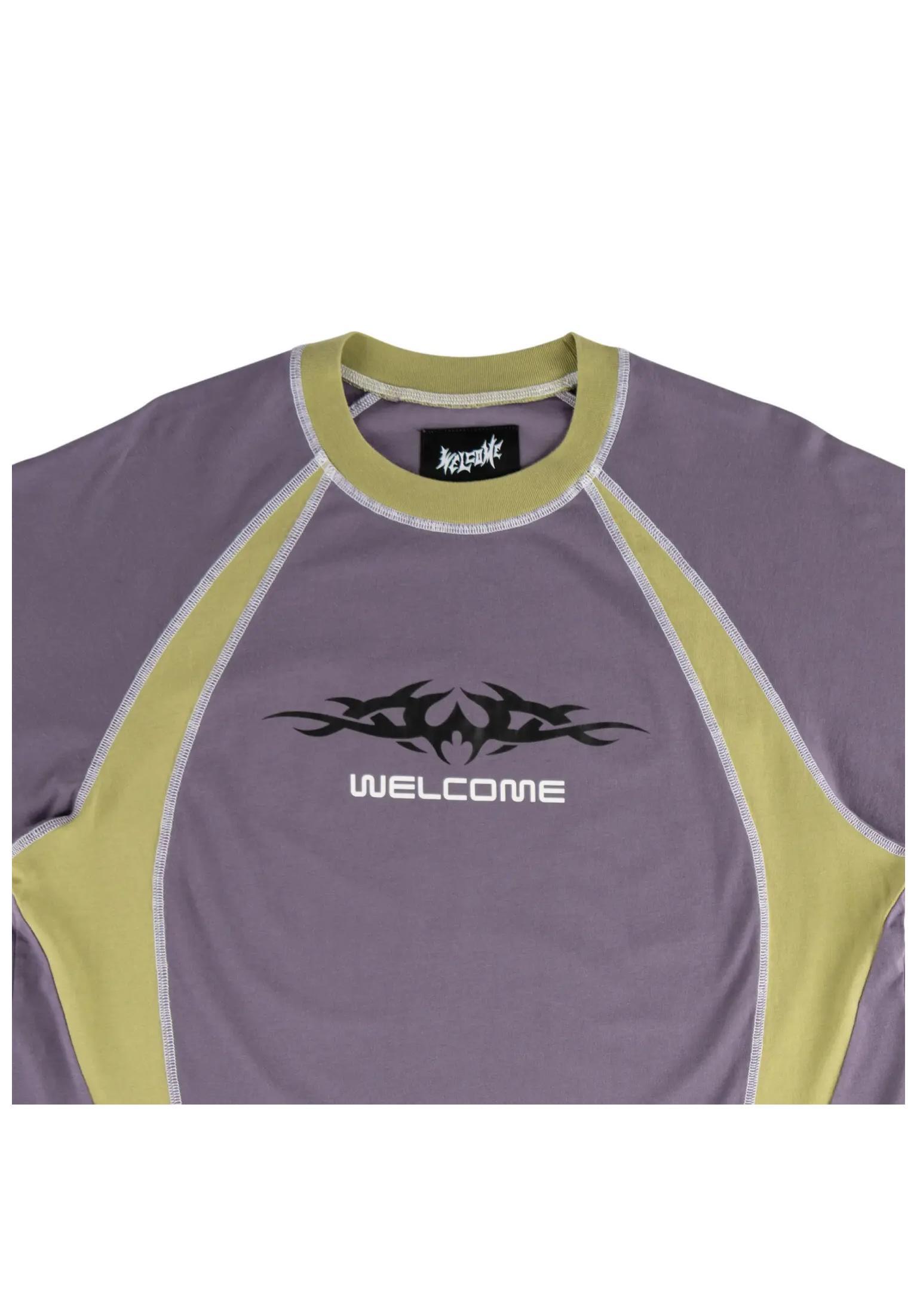Rash Boxy Paneled Raglan grape Closeup1