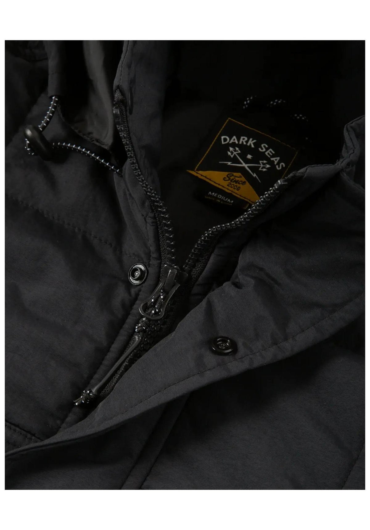 Adams Hooded black Closeup1