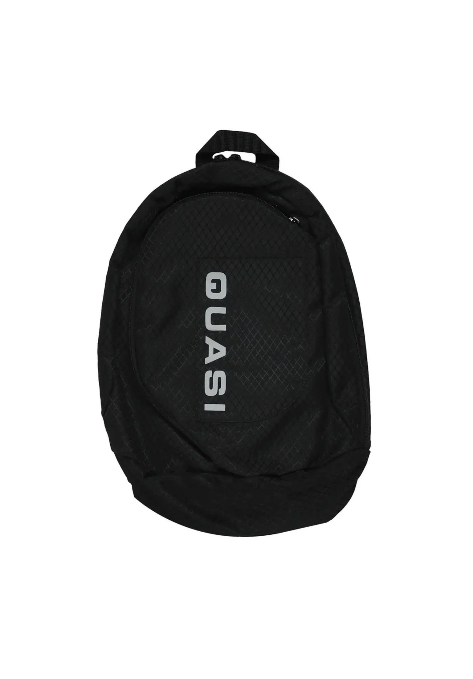 Augie Midsized Daypack black Vorderansicht