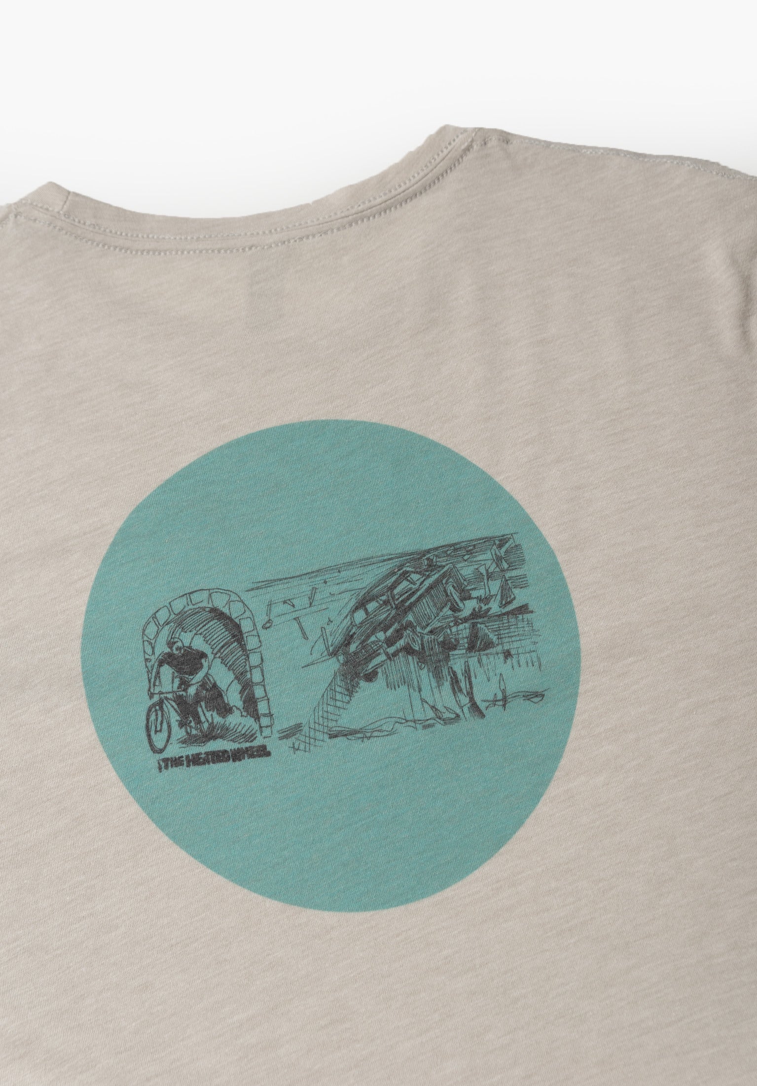 Runaway Sedan silver Closeup1