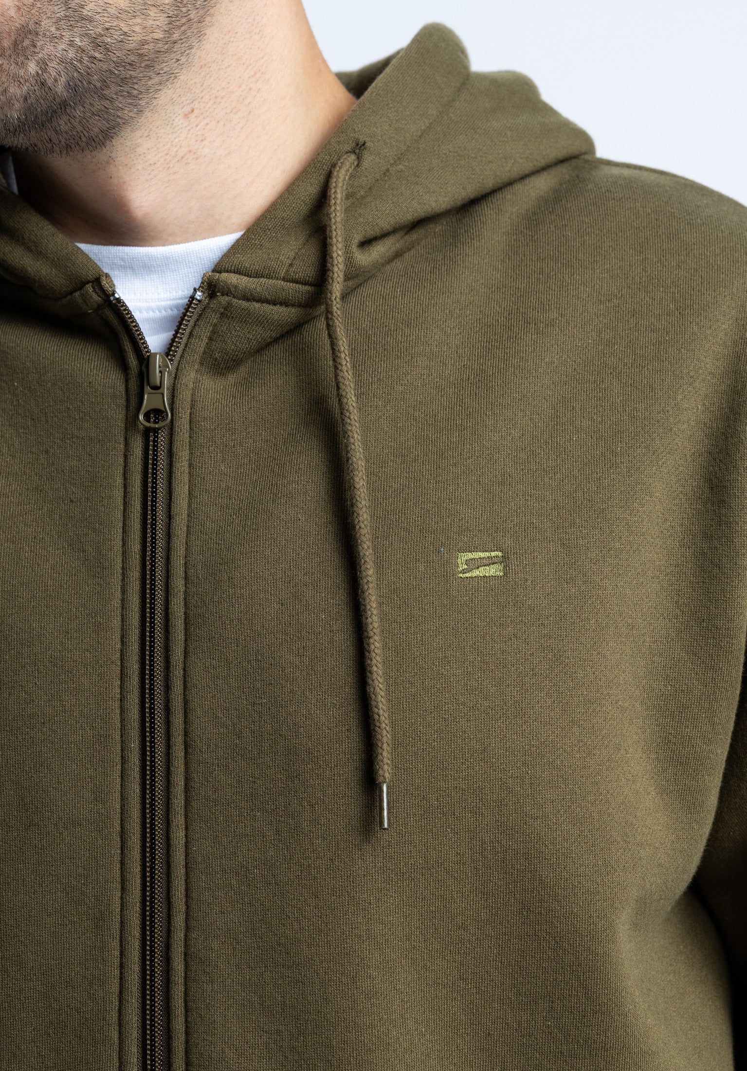 Easy Zip olive Closeup1