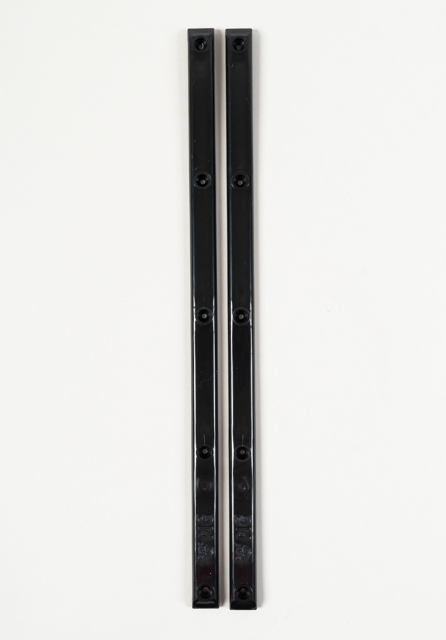 Rails black Vorderansicht