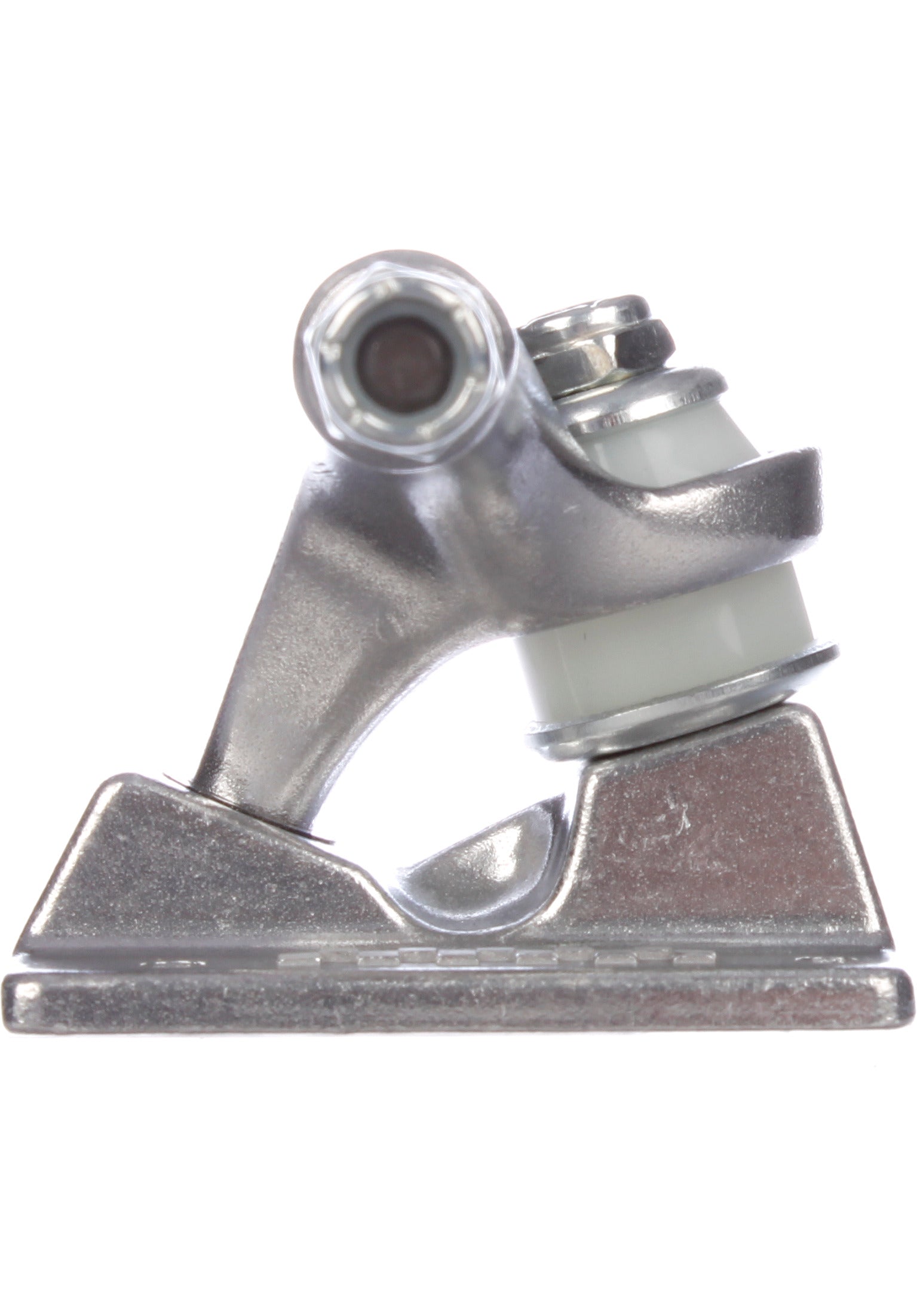 3.875 Classic 00 silver Closeup1