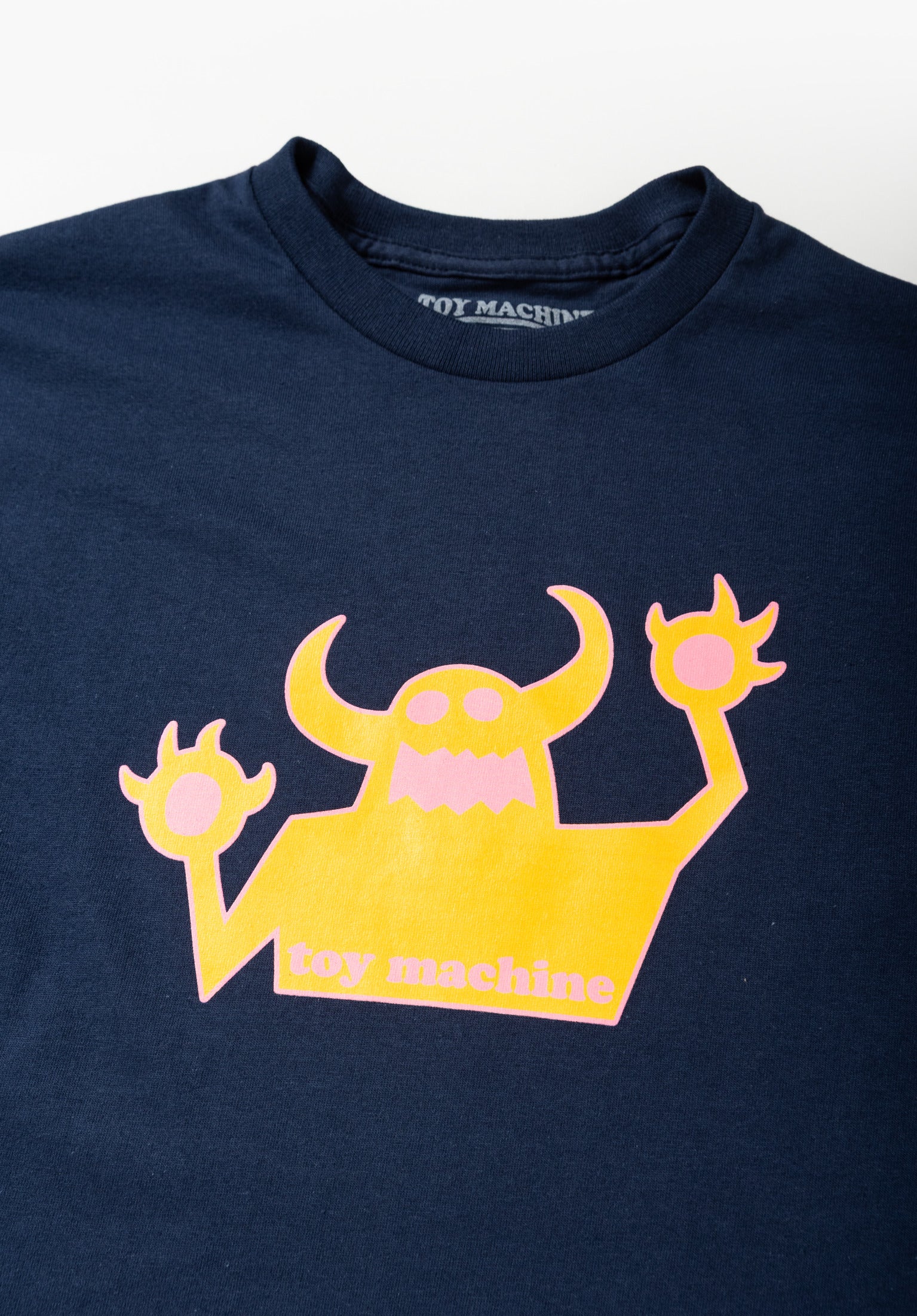 Monster navy Rueckenansicht