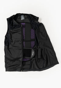 Back Protector Vest Fly R black Closeup1